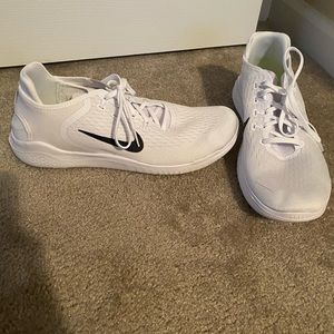 Men’s Nike Free Runs. Never Worn